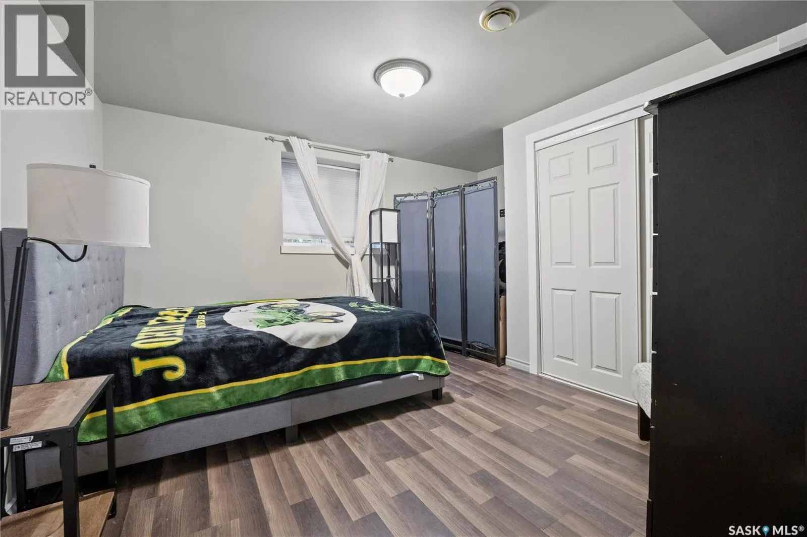 202 Alfred CRESCENT