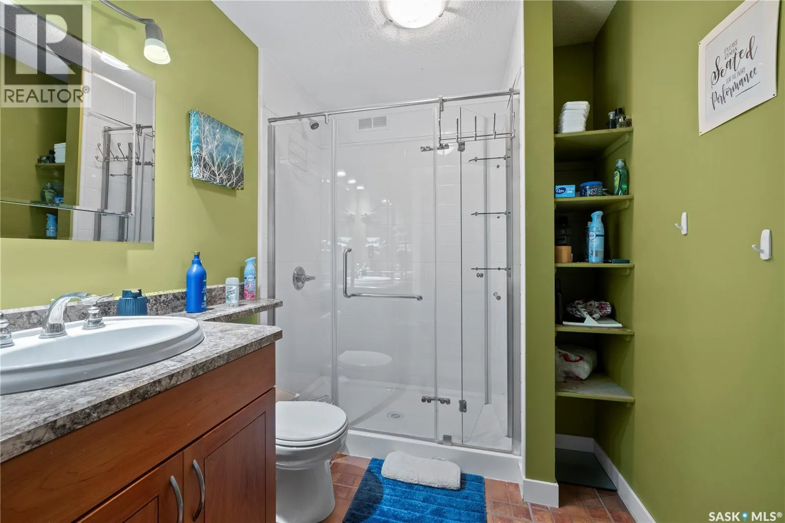 202 Alfred CRESCENT