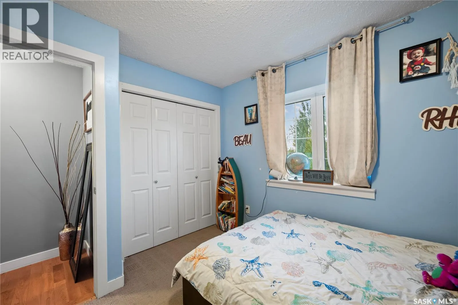 202 Alfred CRESCENT