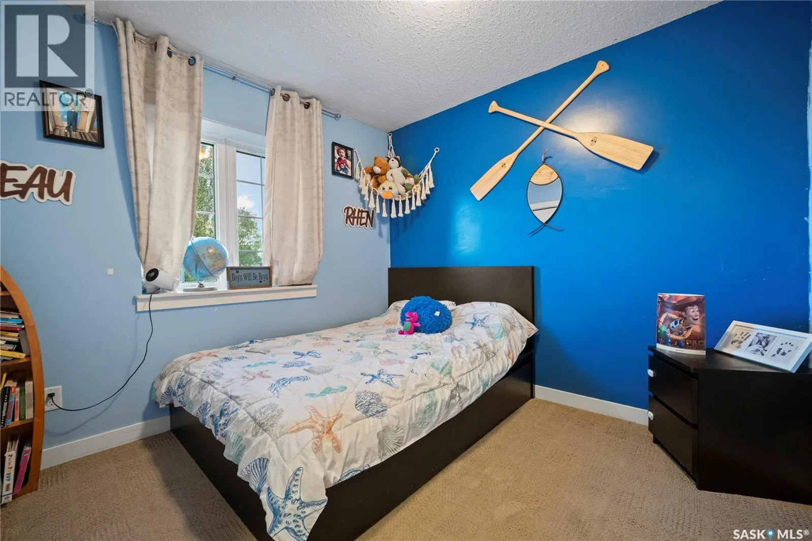 202 Alfred CRESCENT