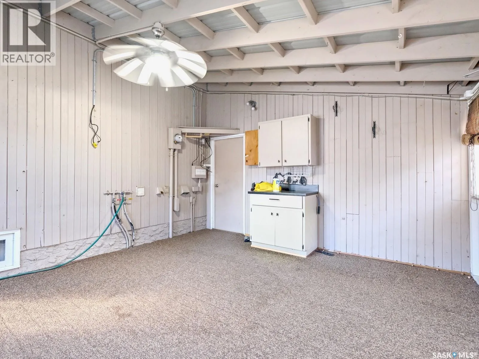 807 Pleasant Valley ROAD