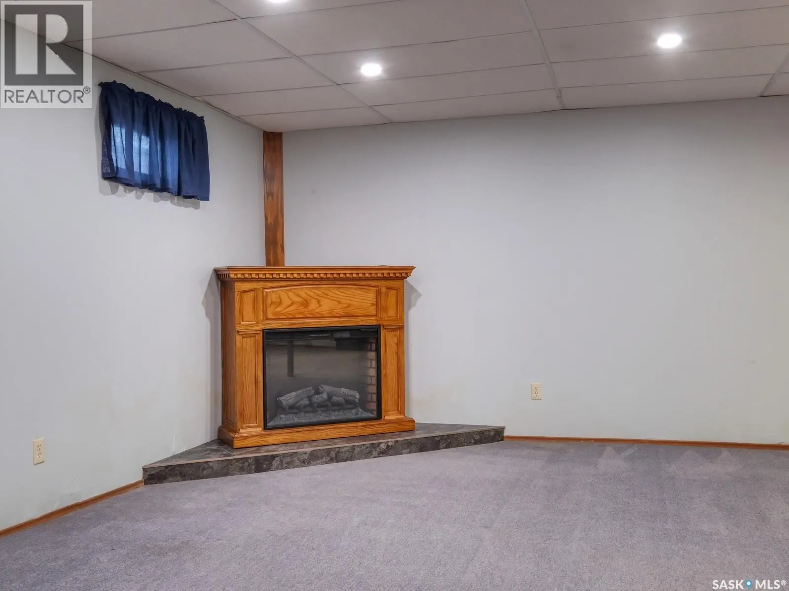 807 Pleasant Valley ROAD
