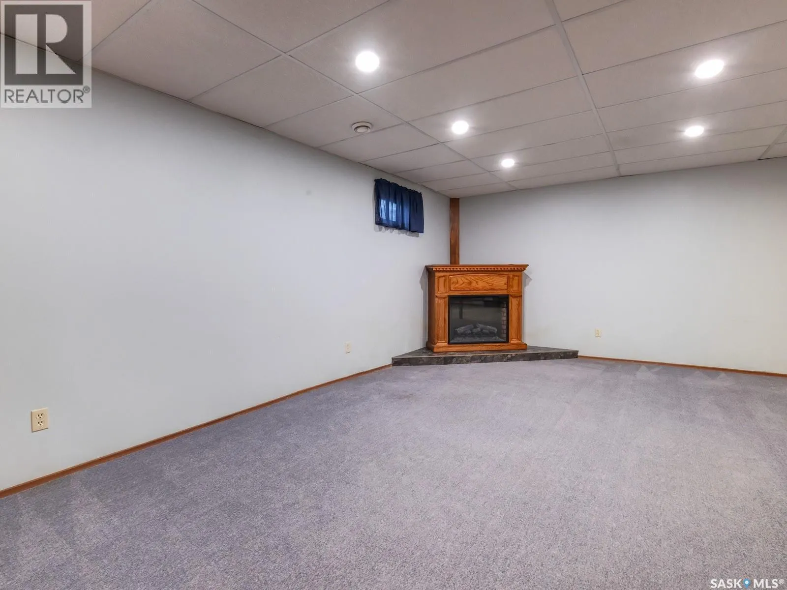 807 Pleasant Valley ROAD