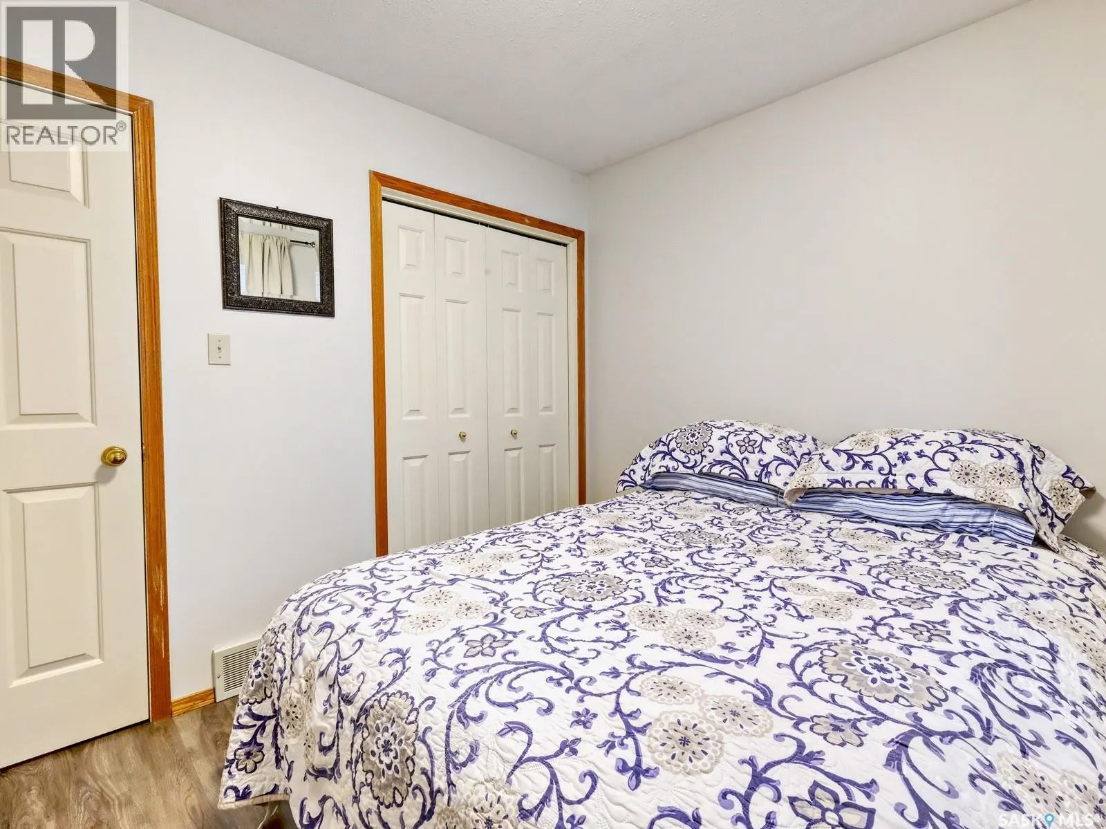 807 Pleasant Valley ROAD