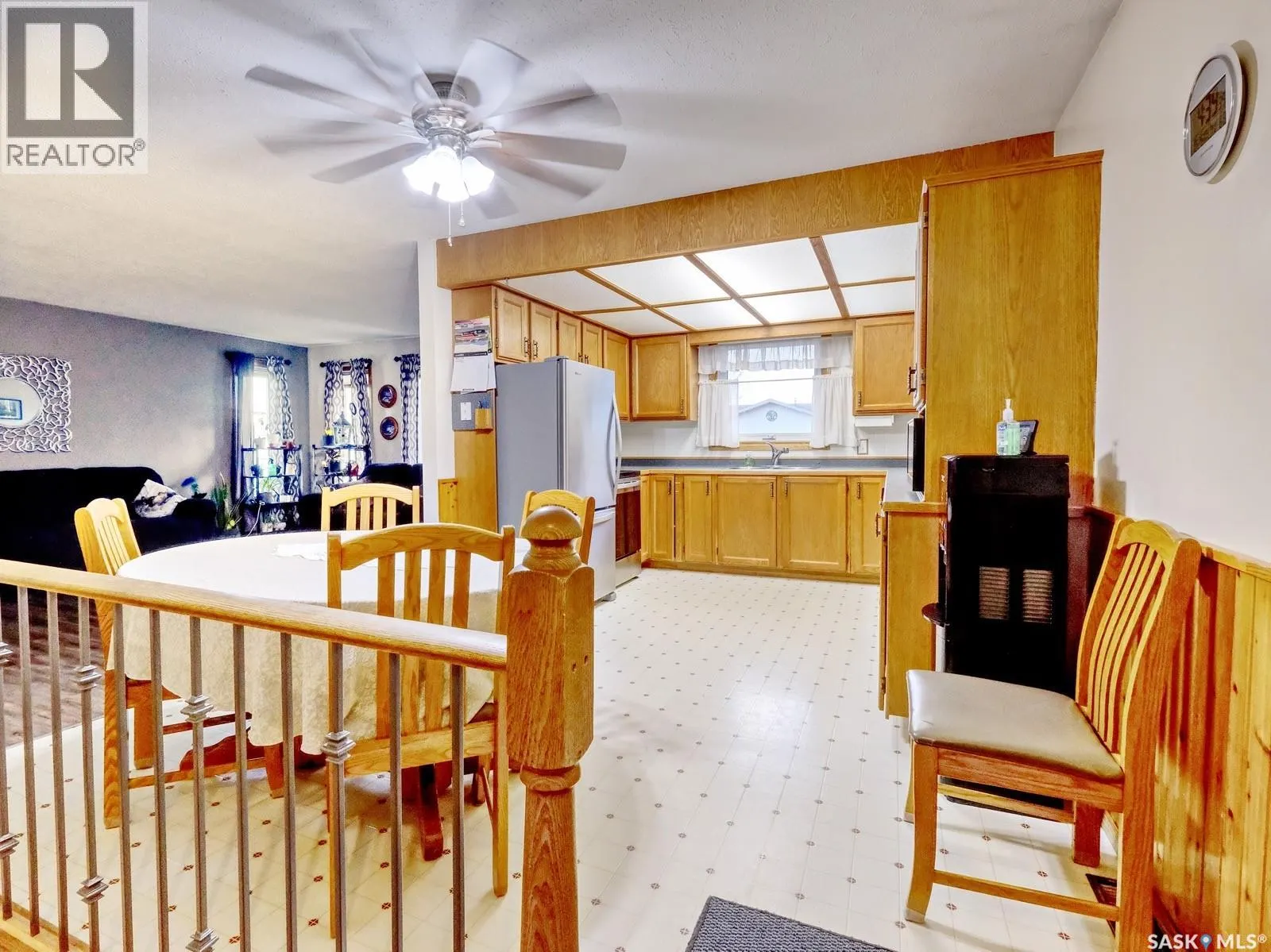 807 Pleasant Valley ROAD