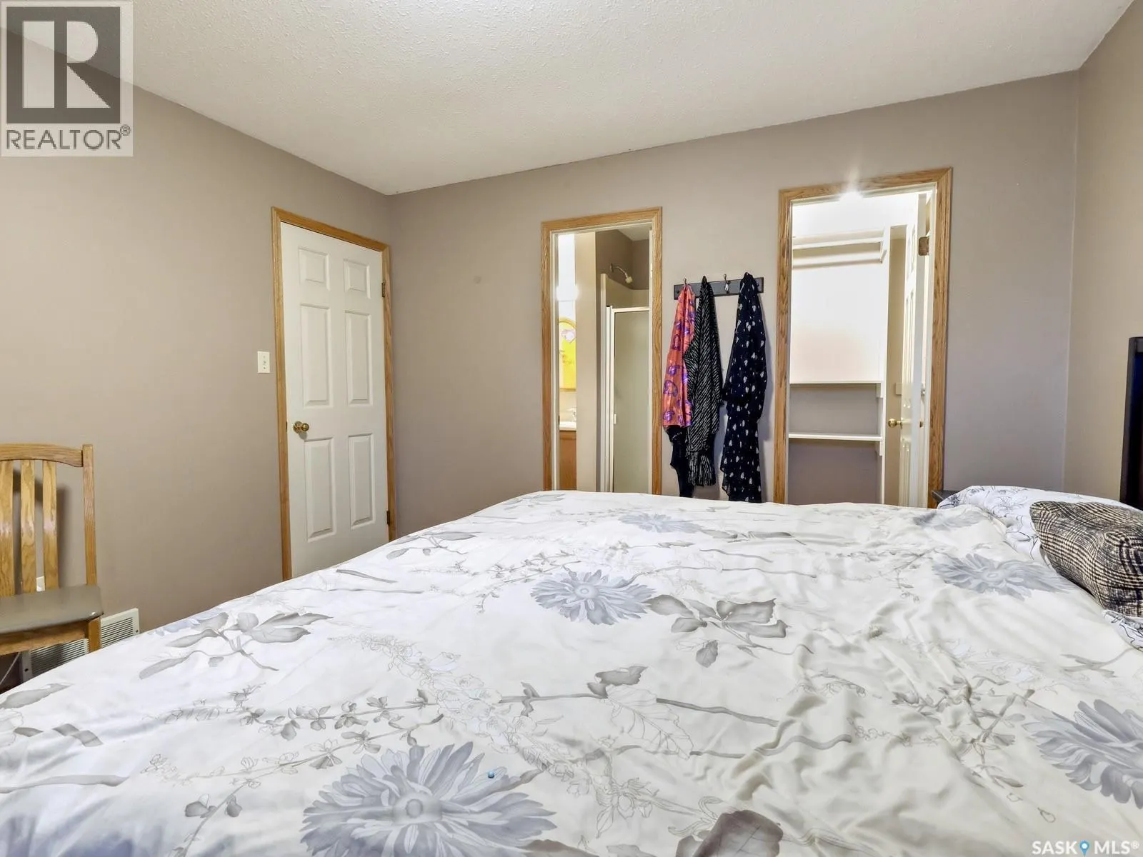 807 Pleasant Valley ROAD