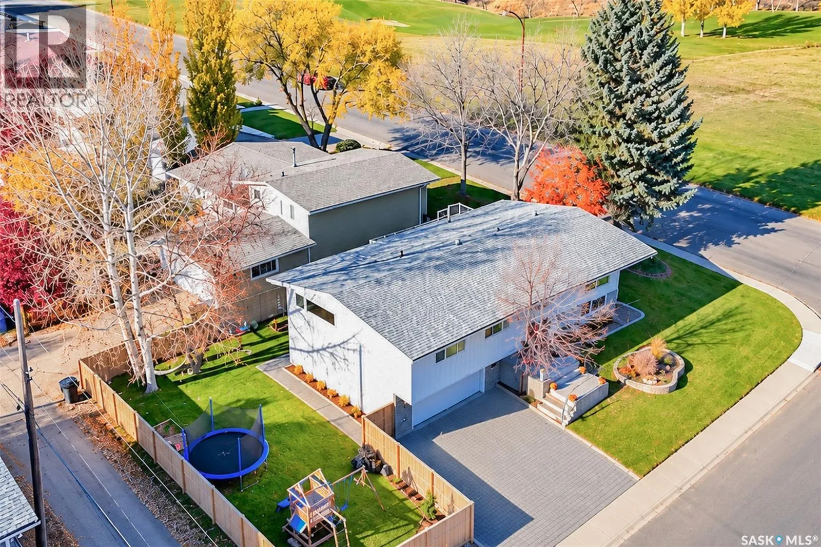 1660 Hillcrest DRIVE