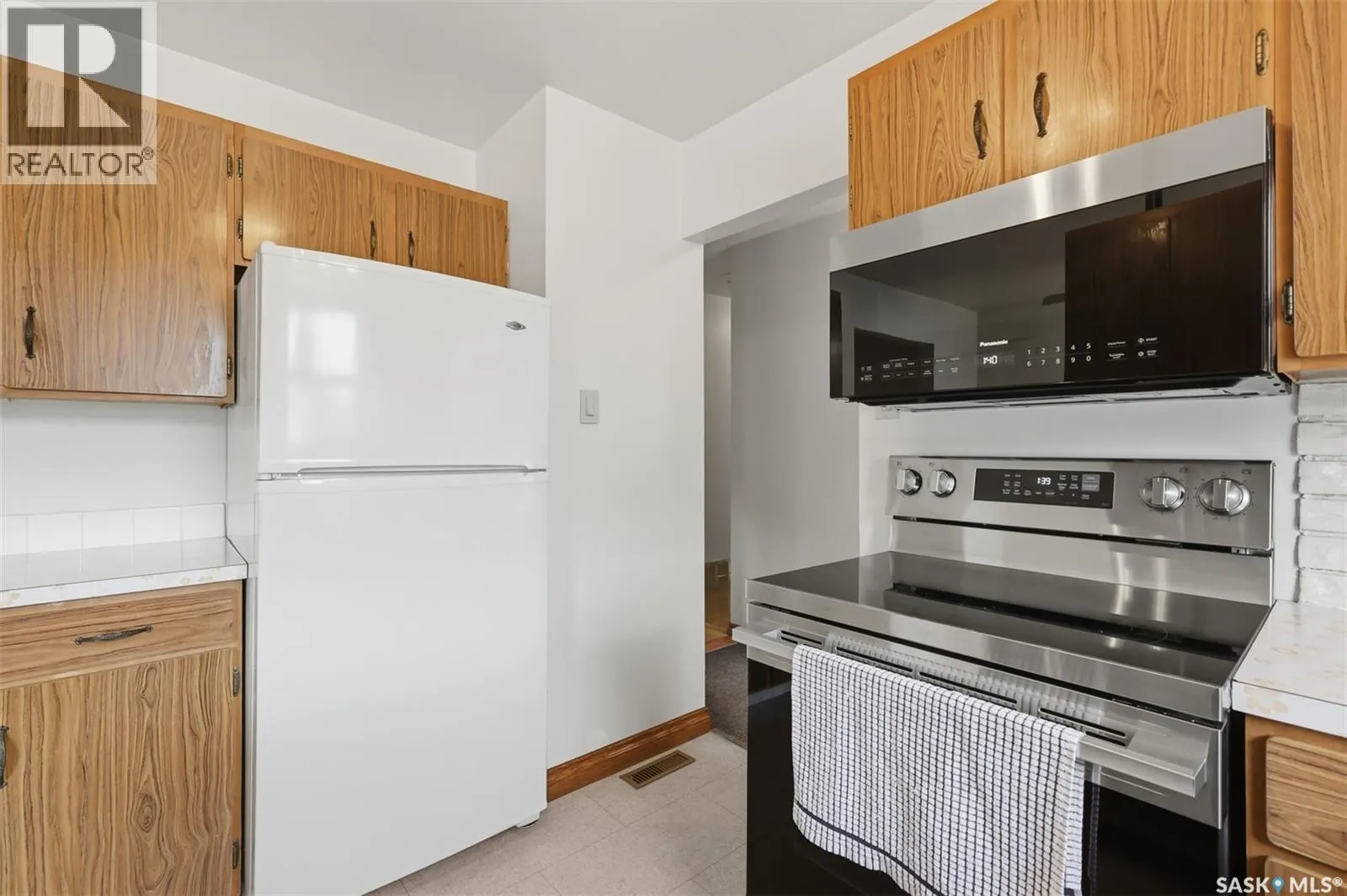 418 Laval CRESCENT