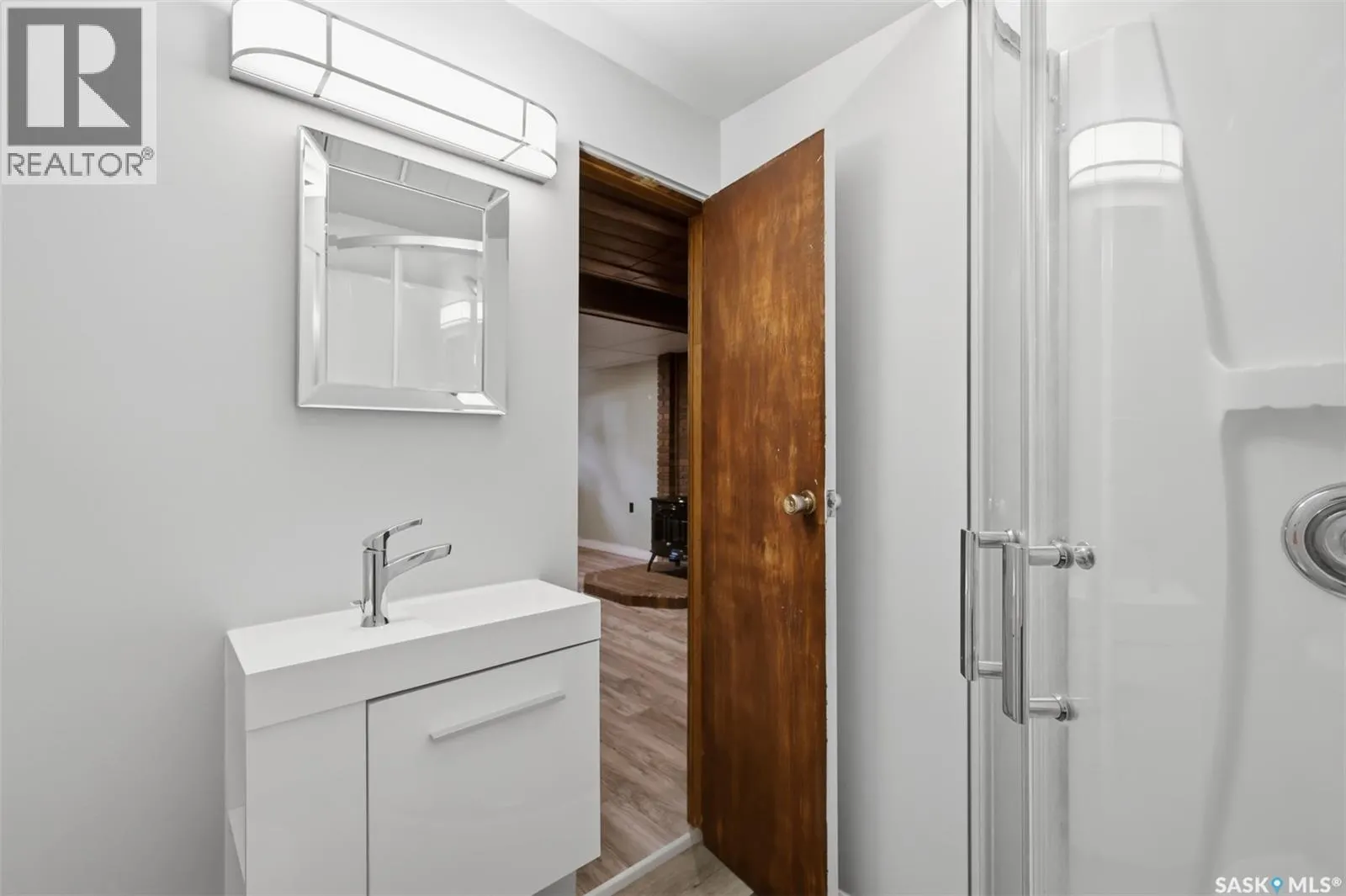 418 Laval CRESCENT
