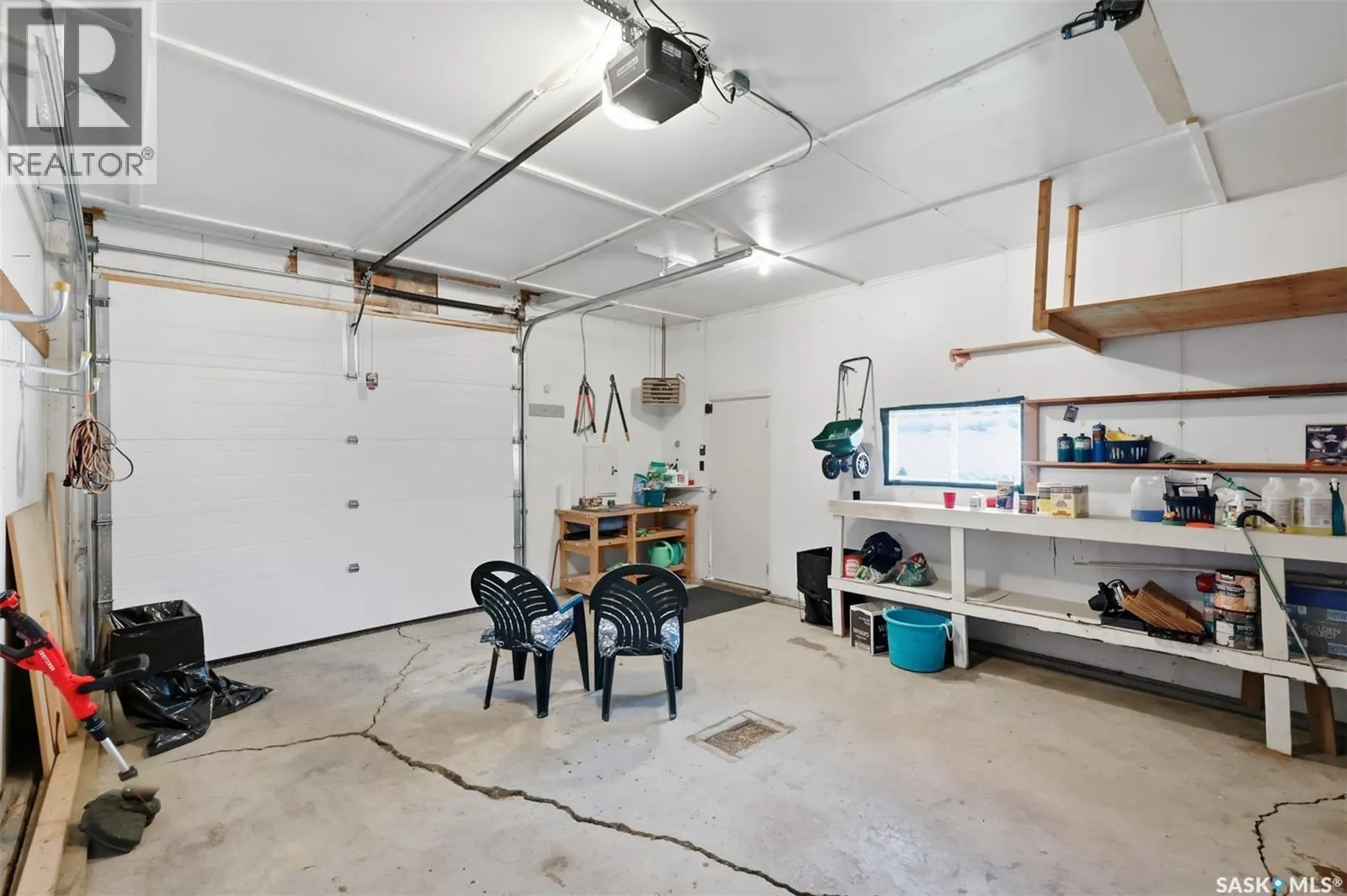 418 Laval CRESCENT