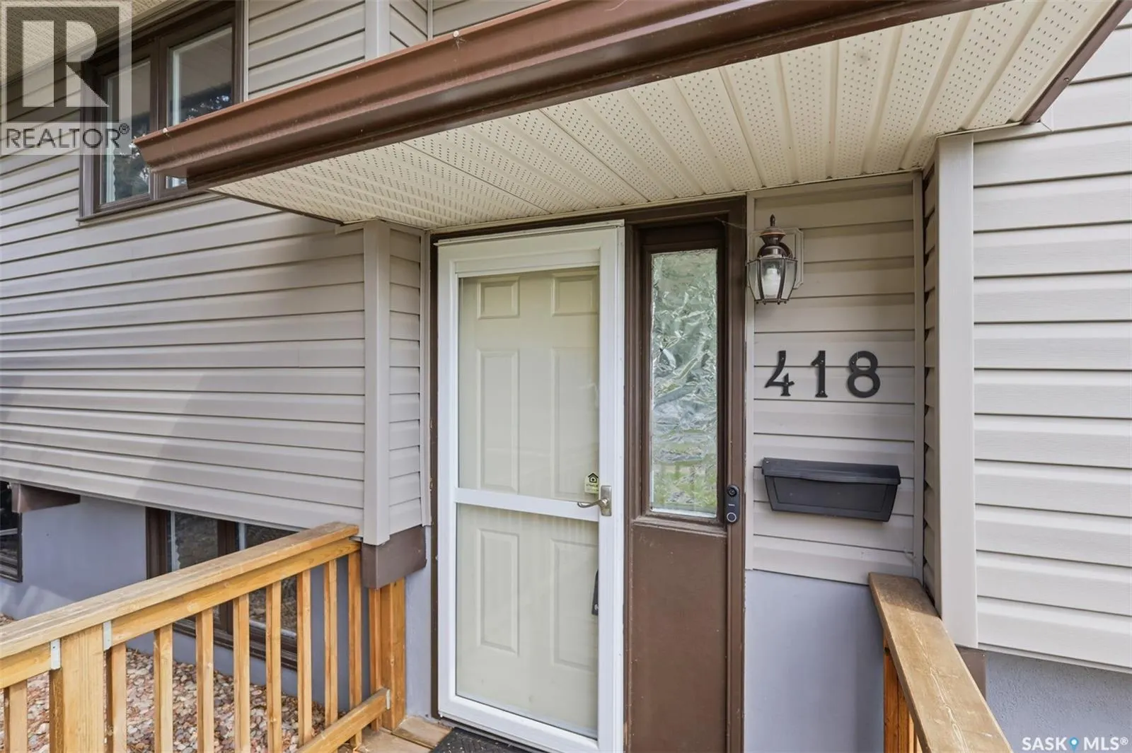 418 Laval CRESCENT