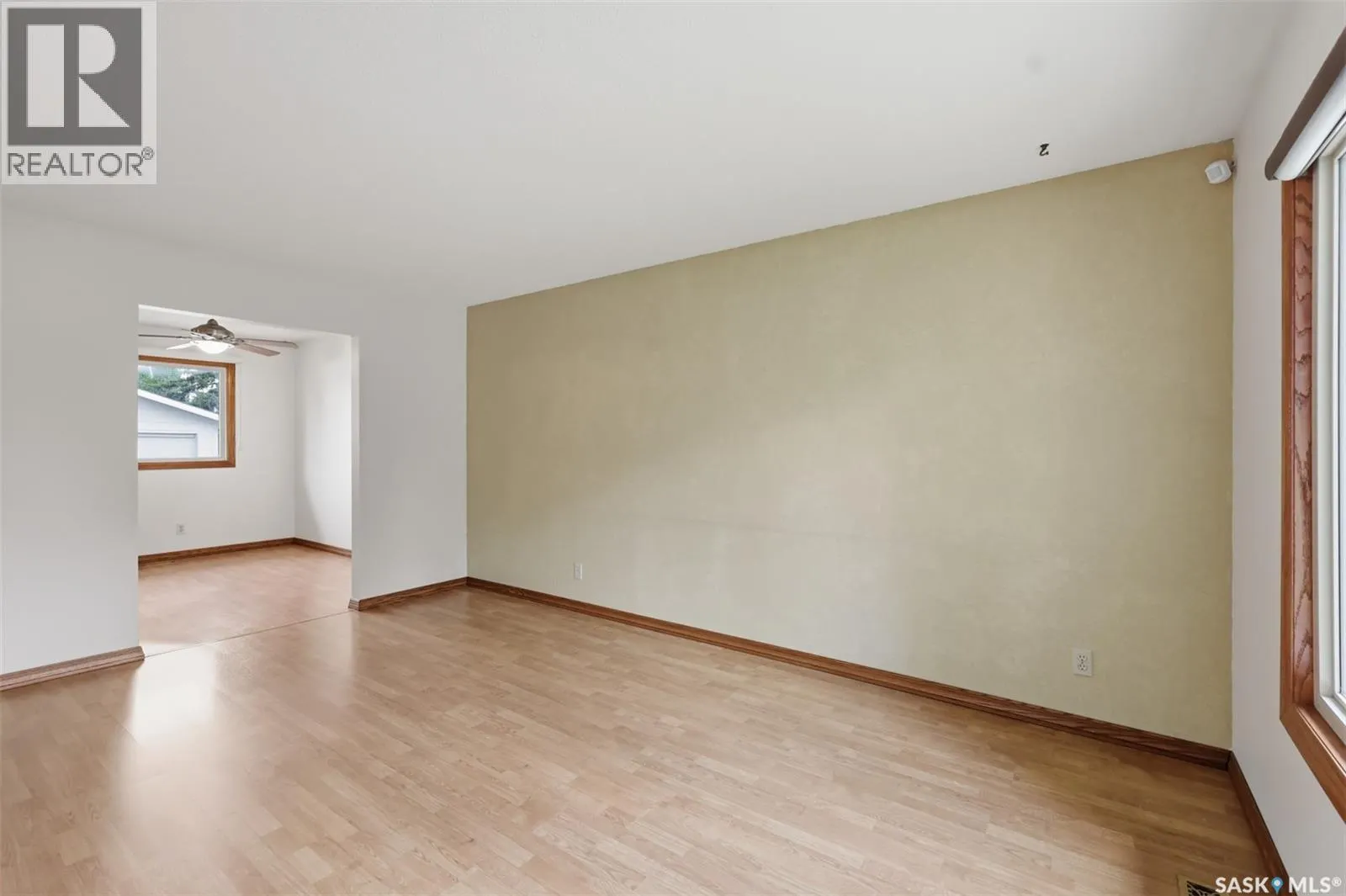 418 Laval CRESCENT