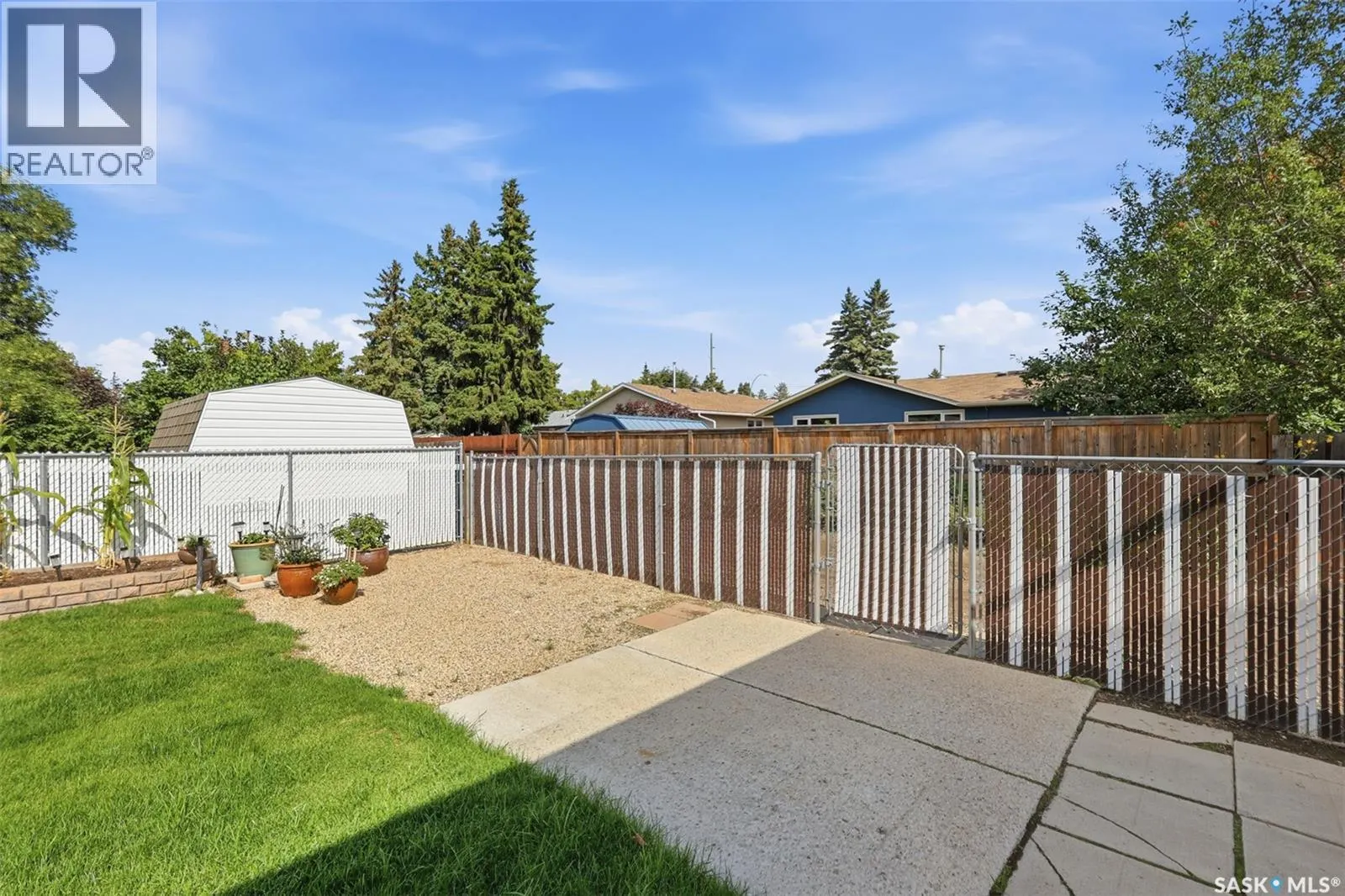 418 Laval CRESCENT