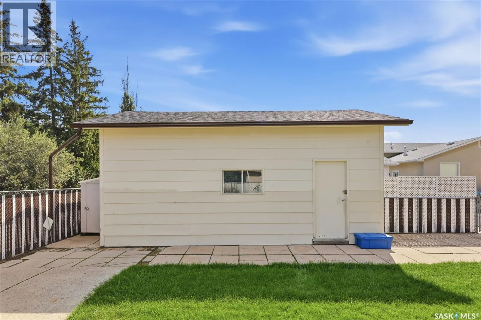418 Laval CRESCENT