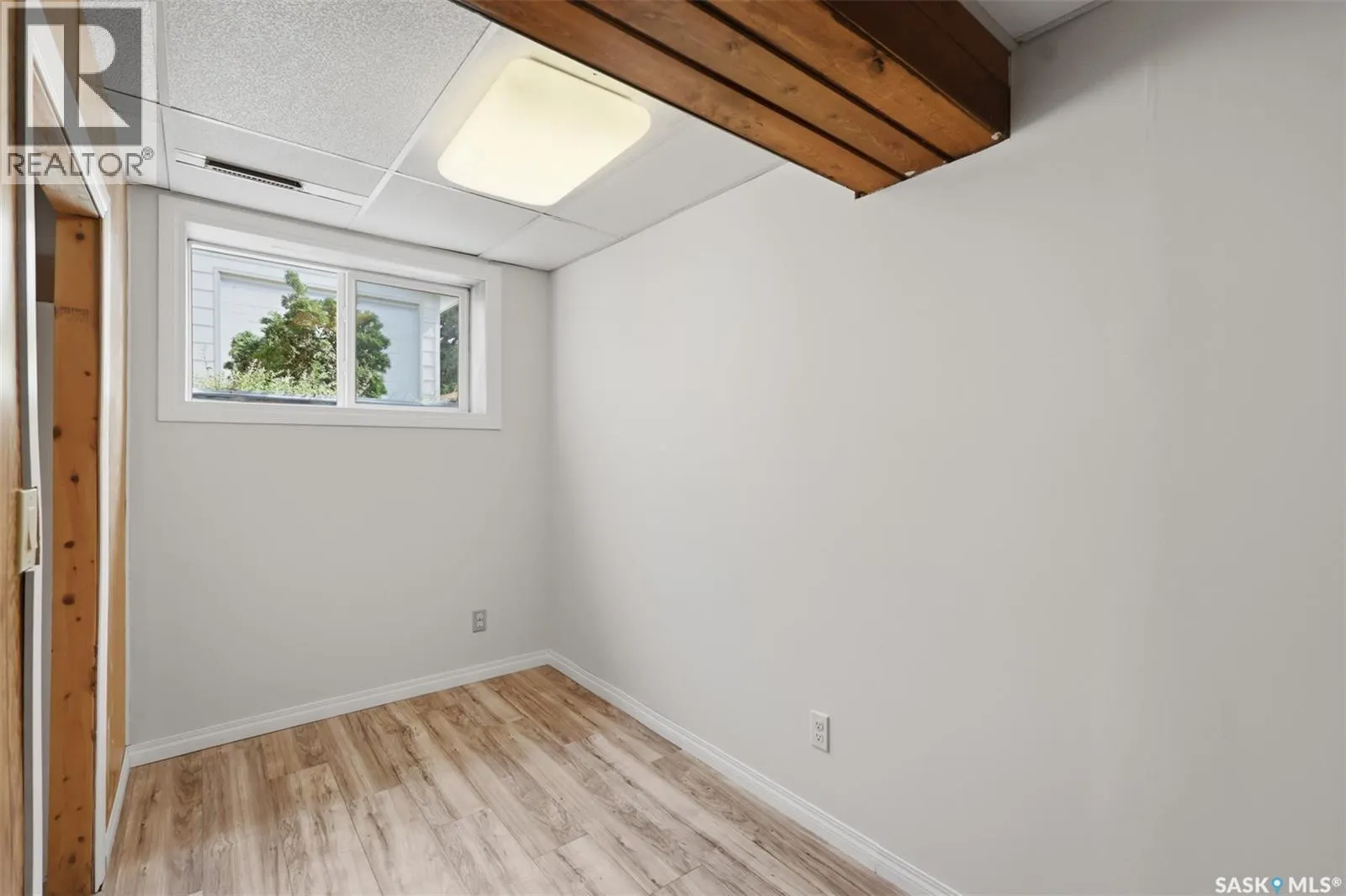 418 Laval CRESCENT