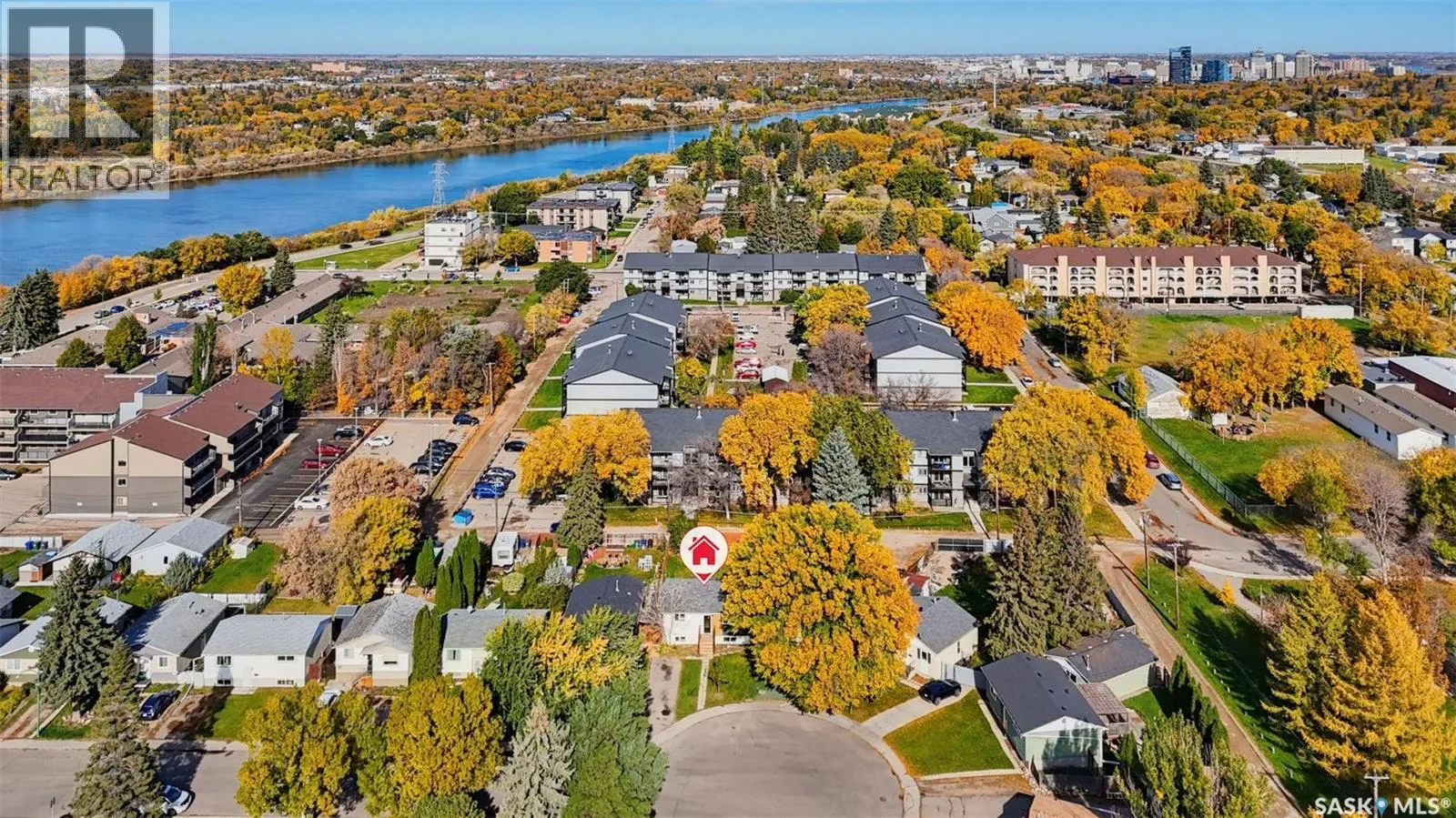 39 Trident CRESCENT
