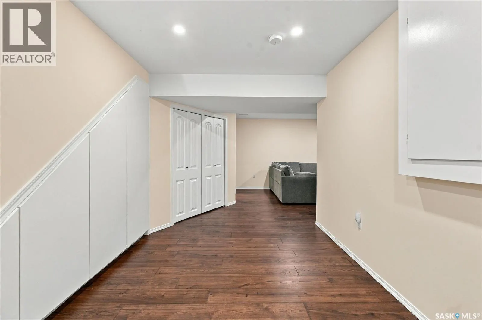 724 150 Langlois WAY
