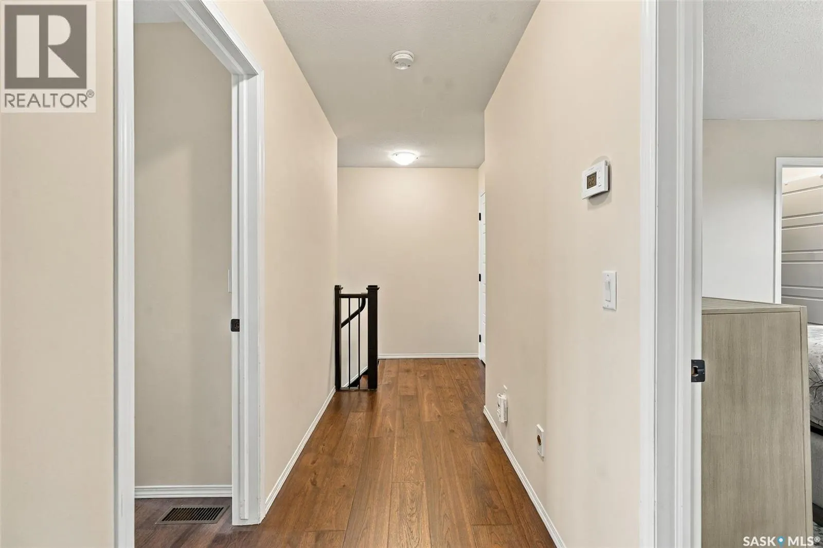 724 150 Langlois WAY