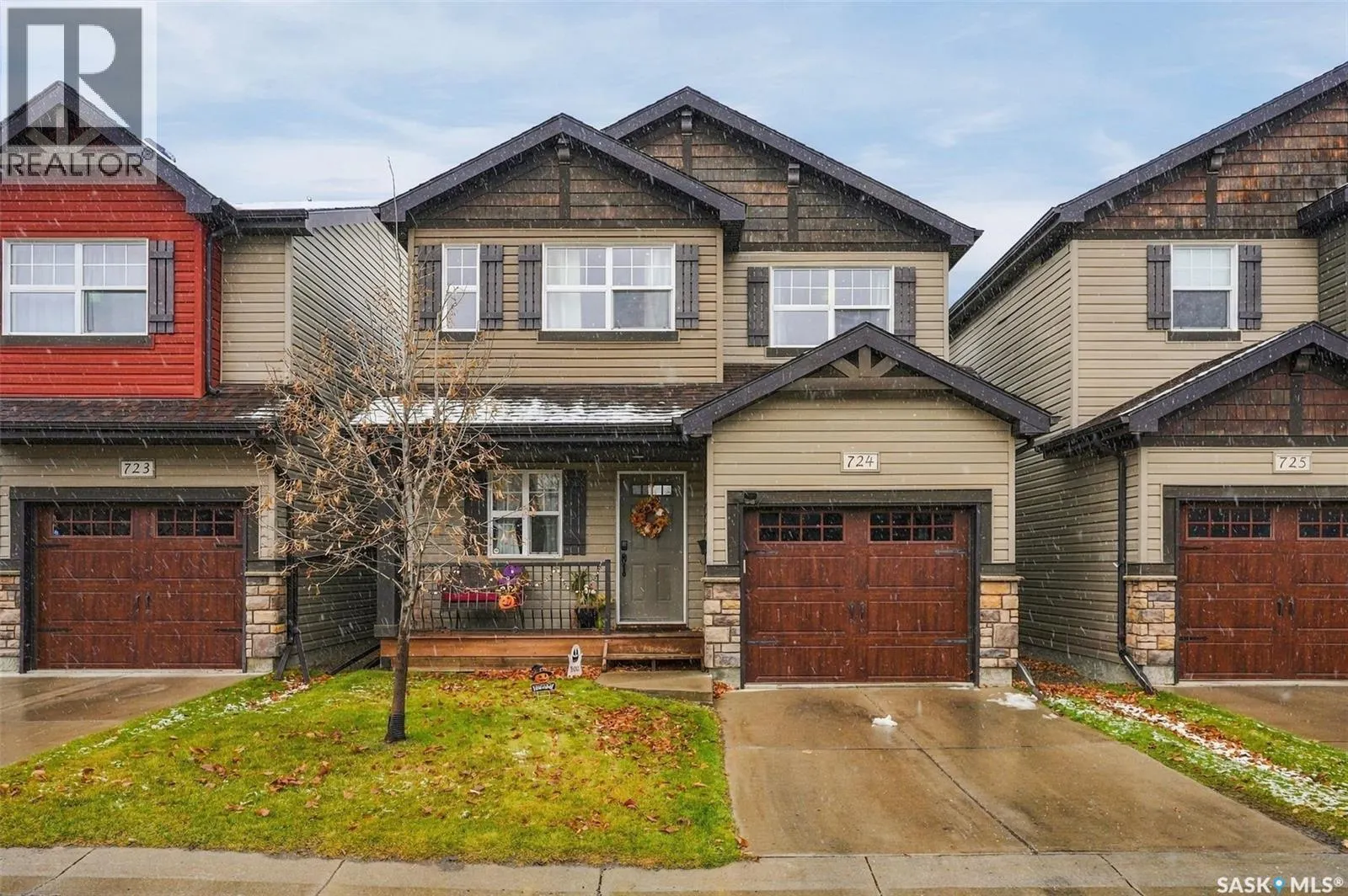 724 150 Langlois WAY