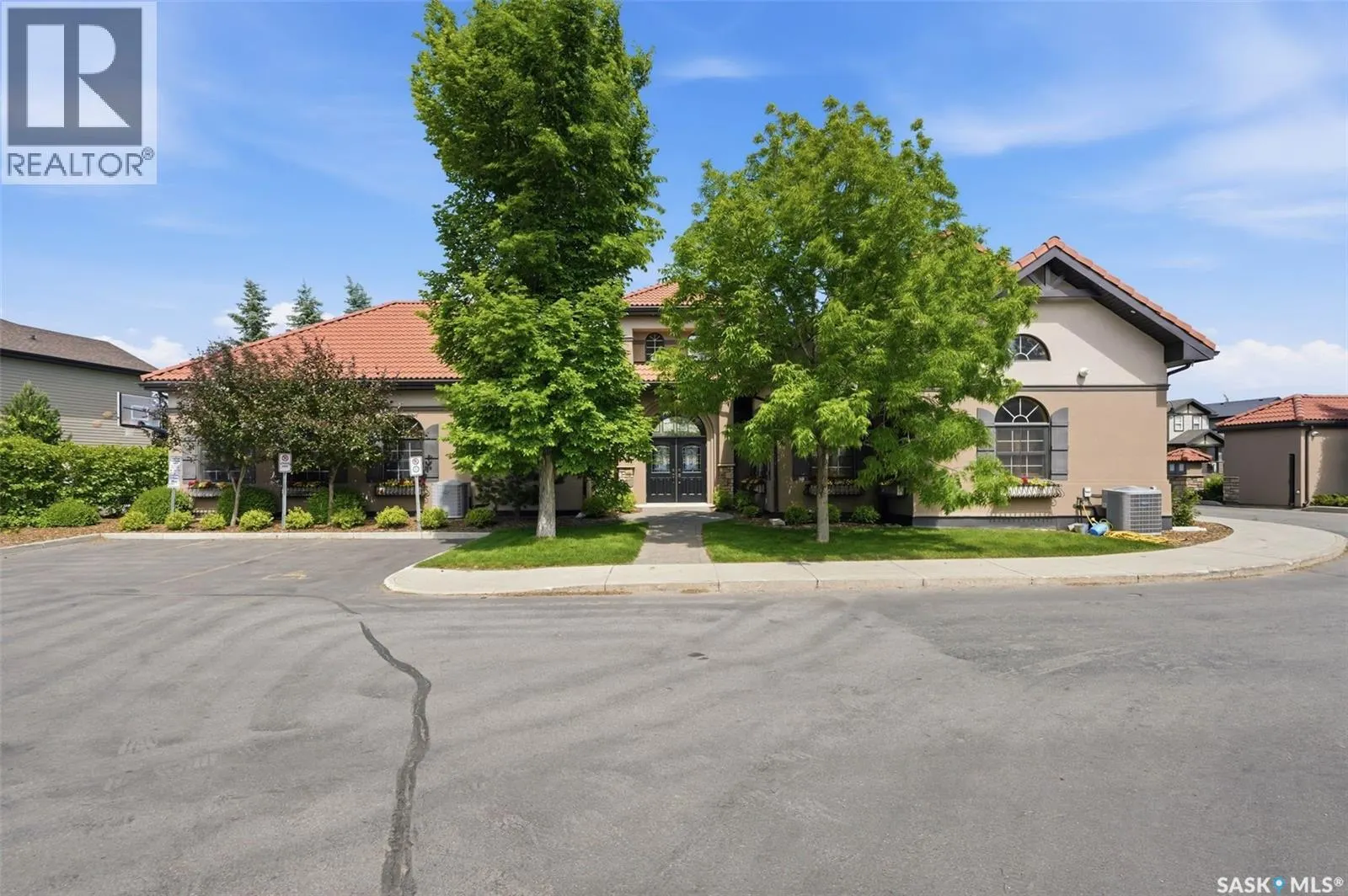 724 150 Langlois WAY