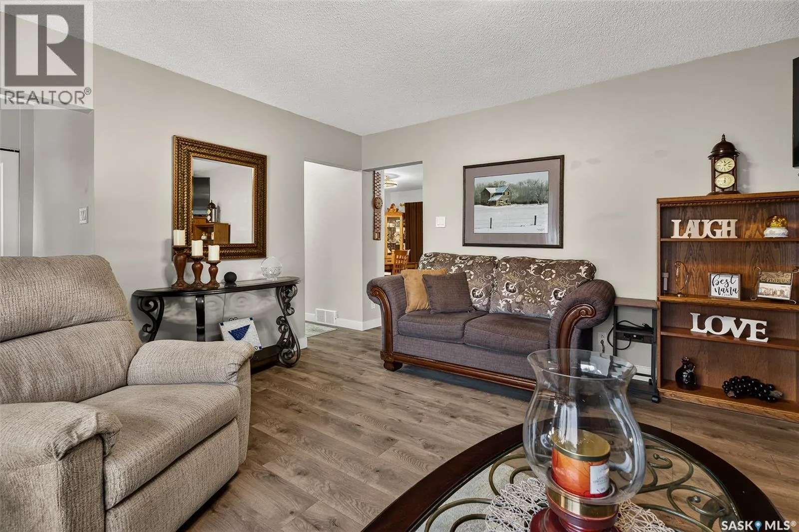 1056 Simcoe STREET