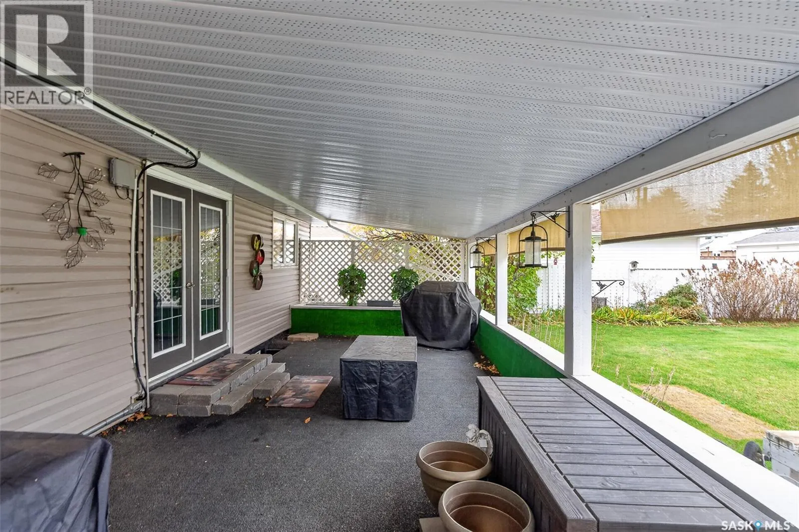 1056 Simcoe STREET