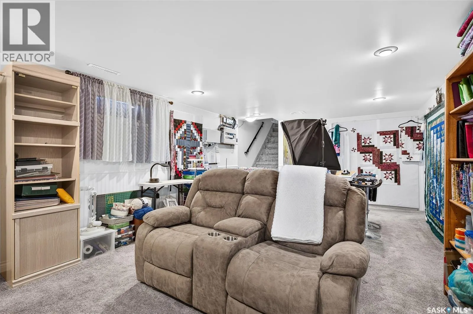 1056 Simcoe STREET
