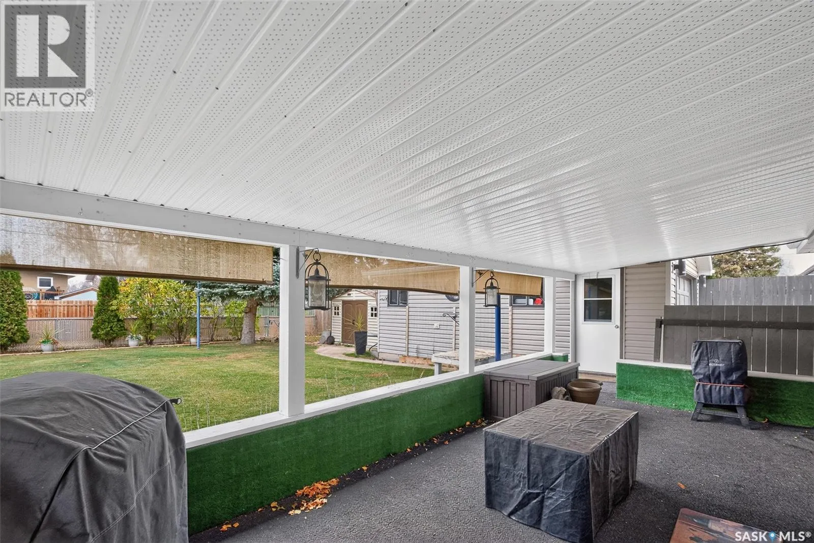 1056 Simcoe STREET