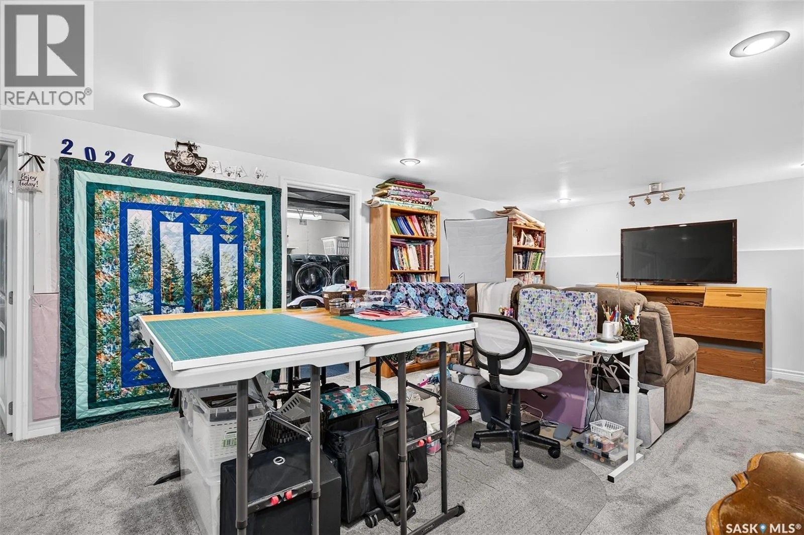1056 Simcoe STREET