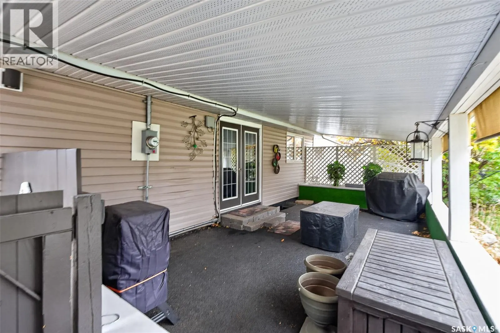 1056 Simcoe STREET