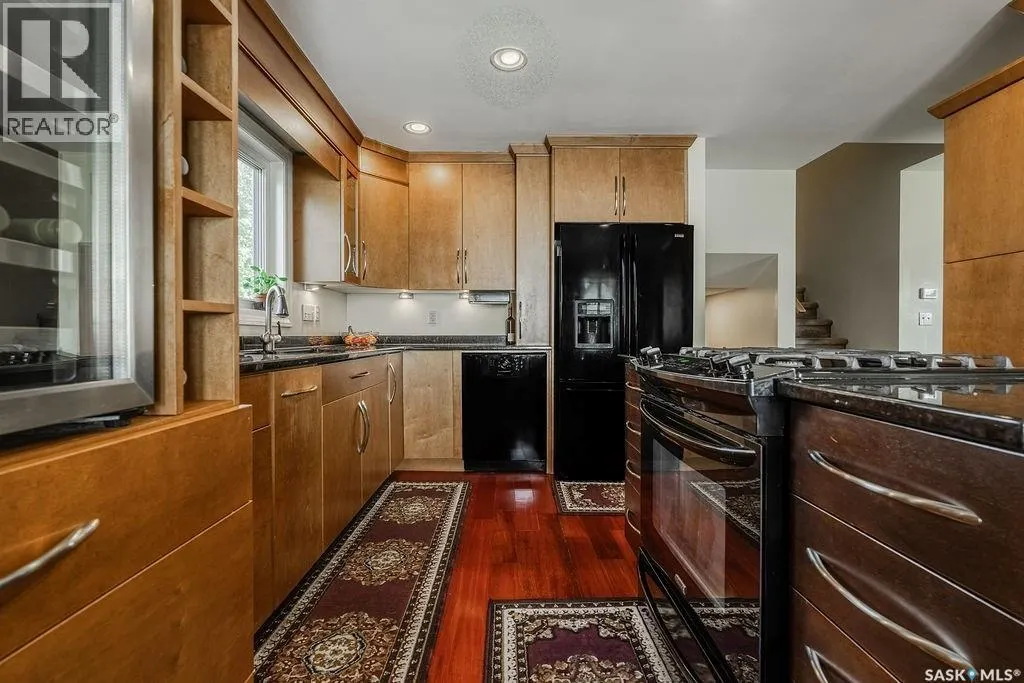 222 Gathercole CRESCENT