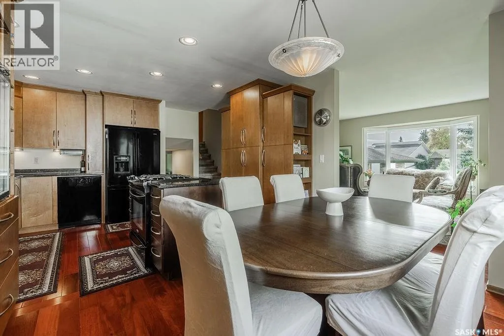 222 Gathercole CRESCENT