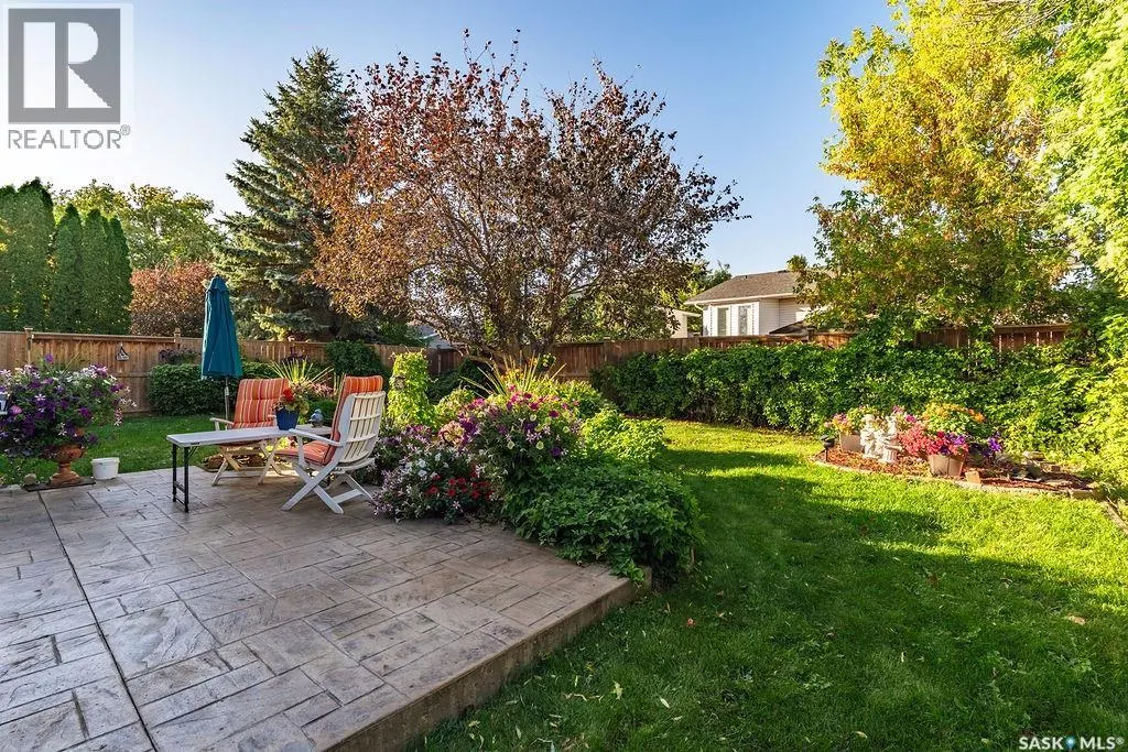 222 Gathercole CRESCENT