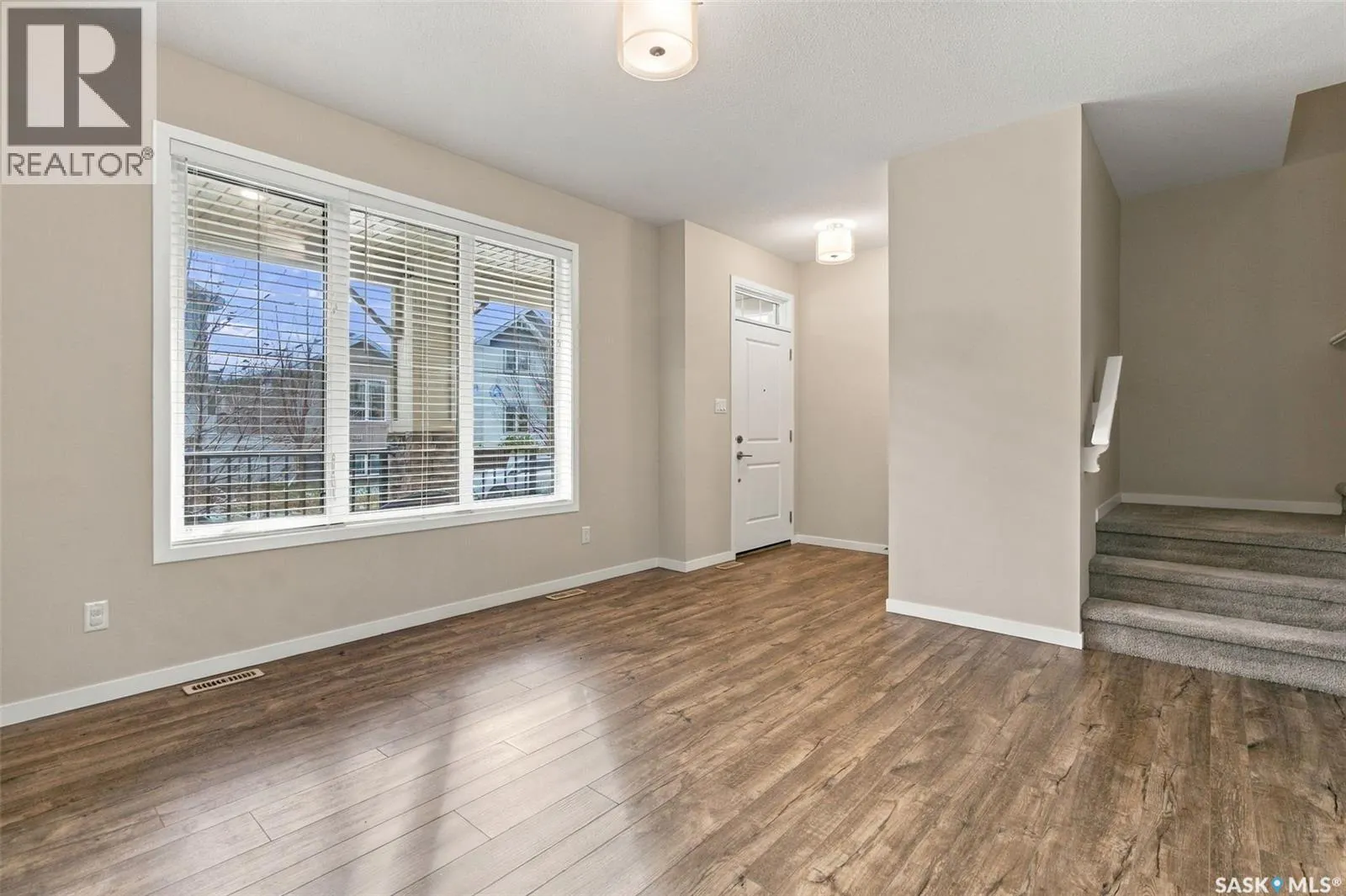 5644 Vedette ROAD