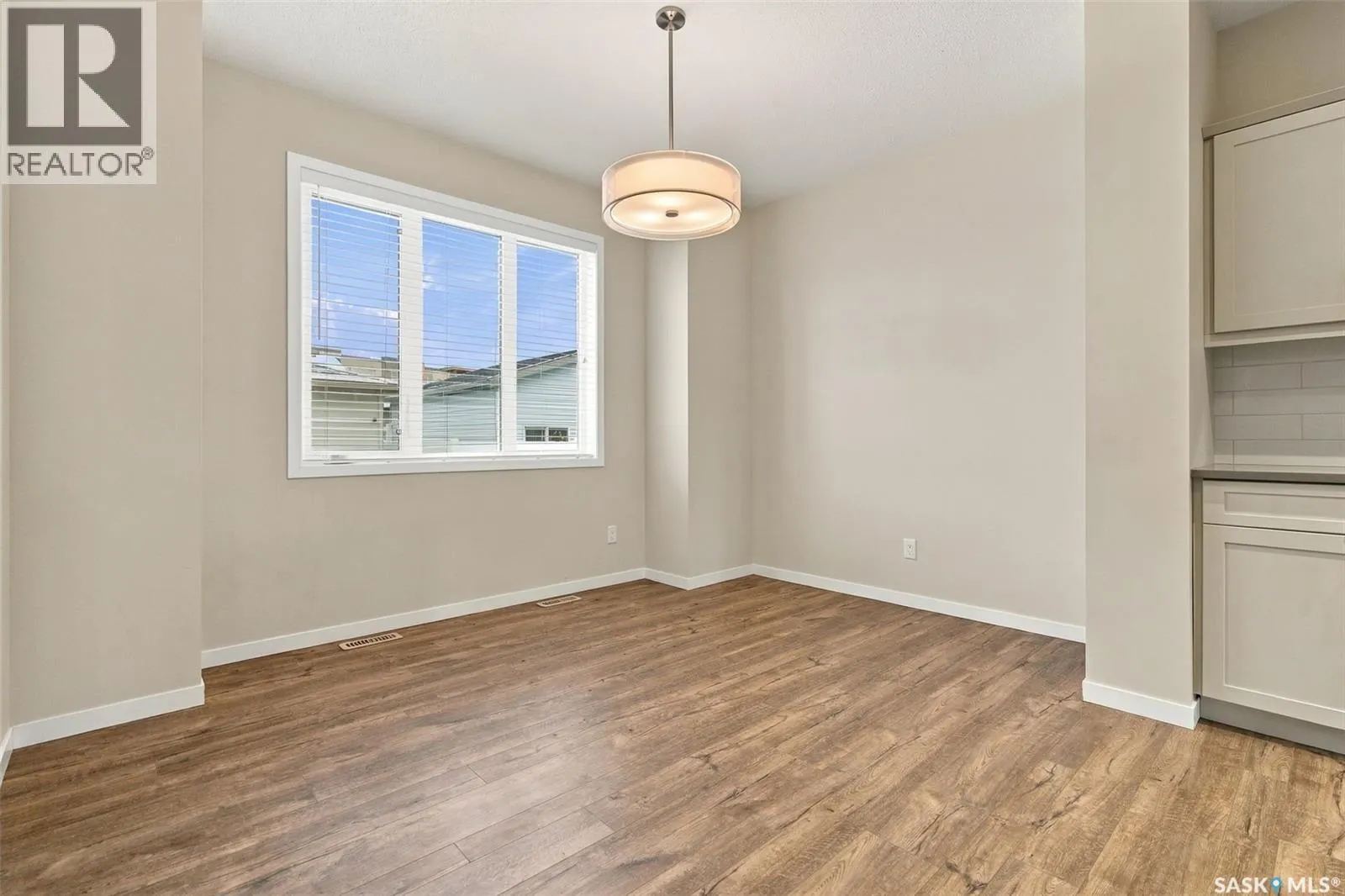 5644 Vedette ROAD
