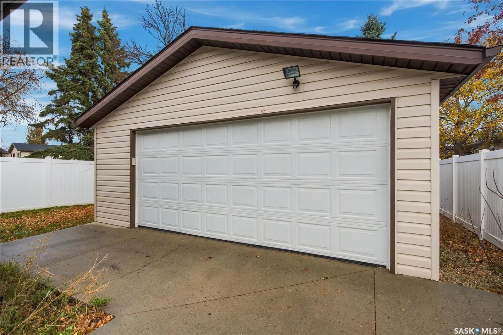 7243 Schiller BAY