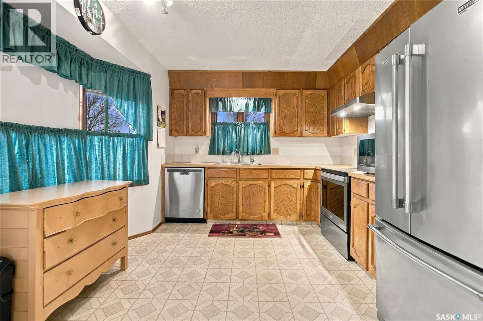 7243 Schiller BAY