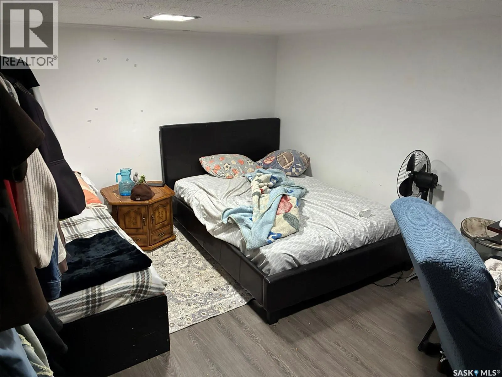 302 2nd STREET W