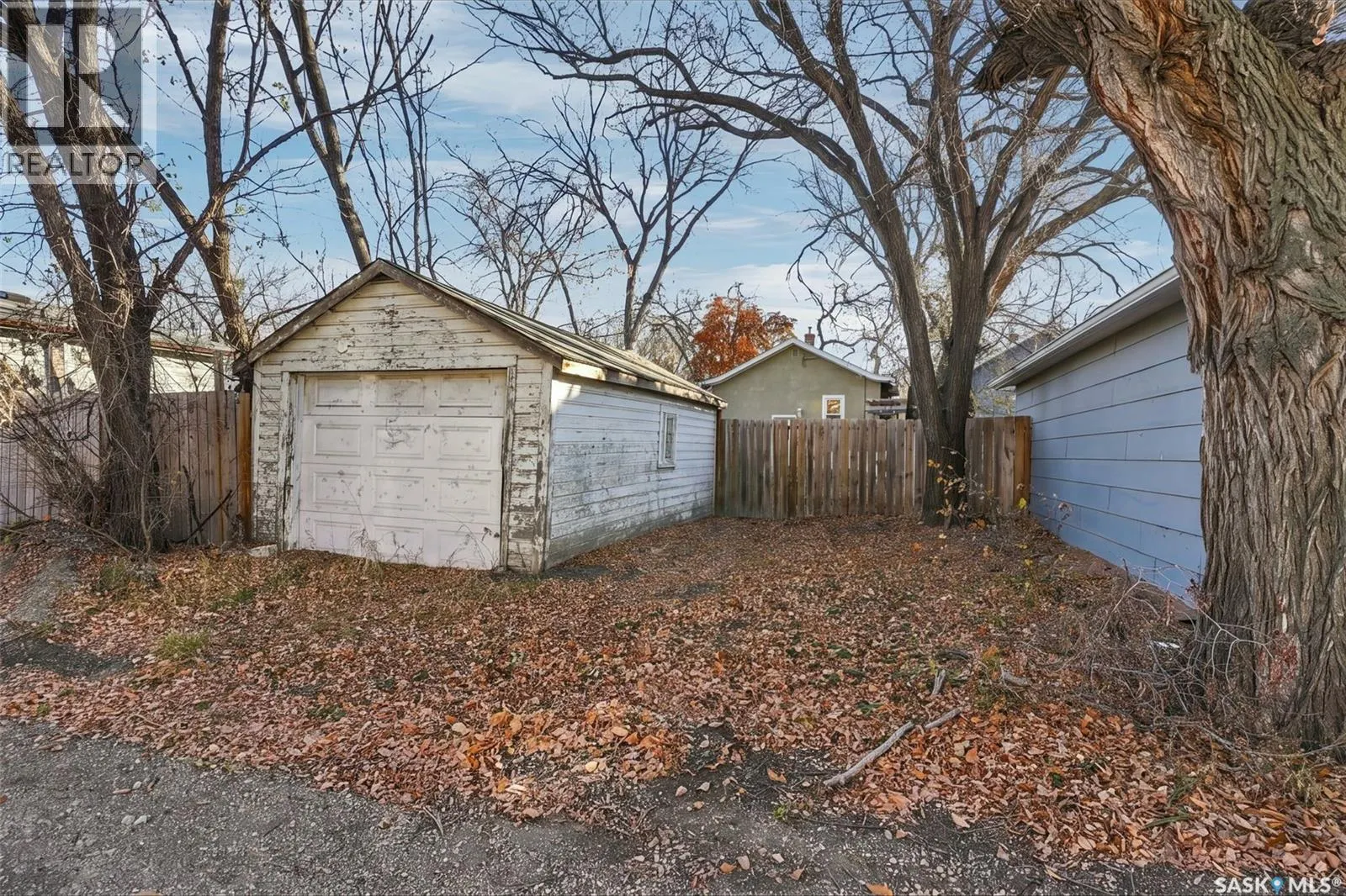 N 1021 C AVENUE N