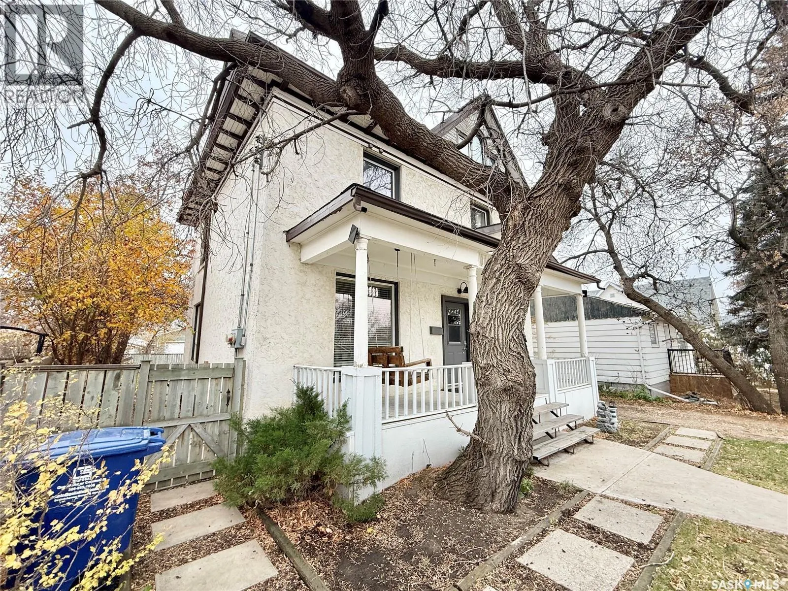 114 2nd AVENUE SE