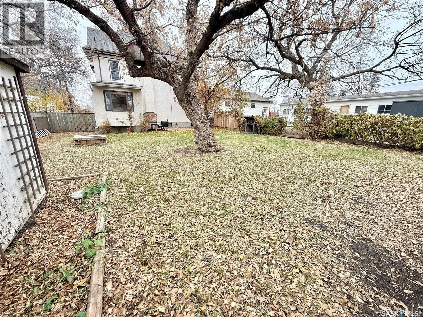 114 2nd AVENUE SE