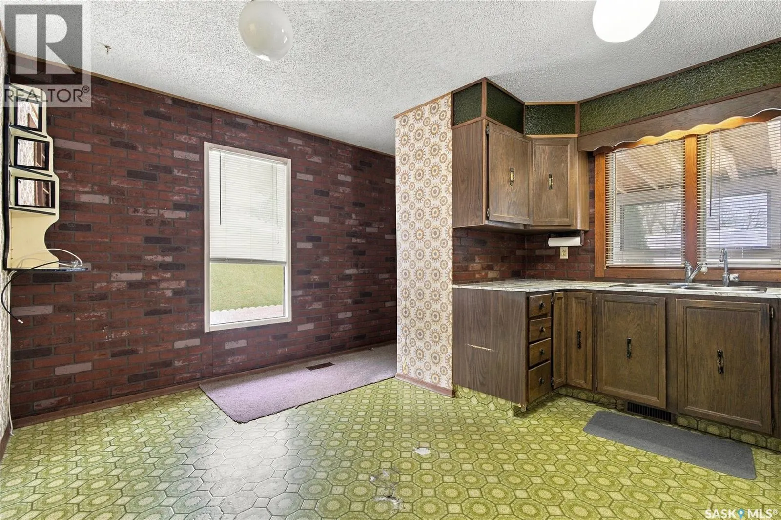 145 4th STREET