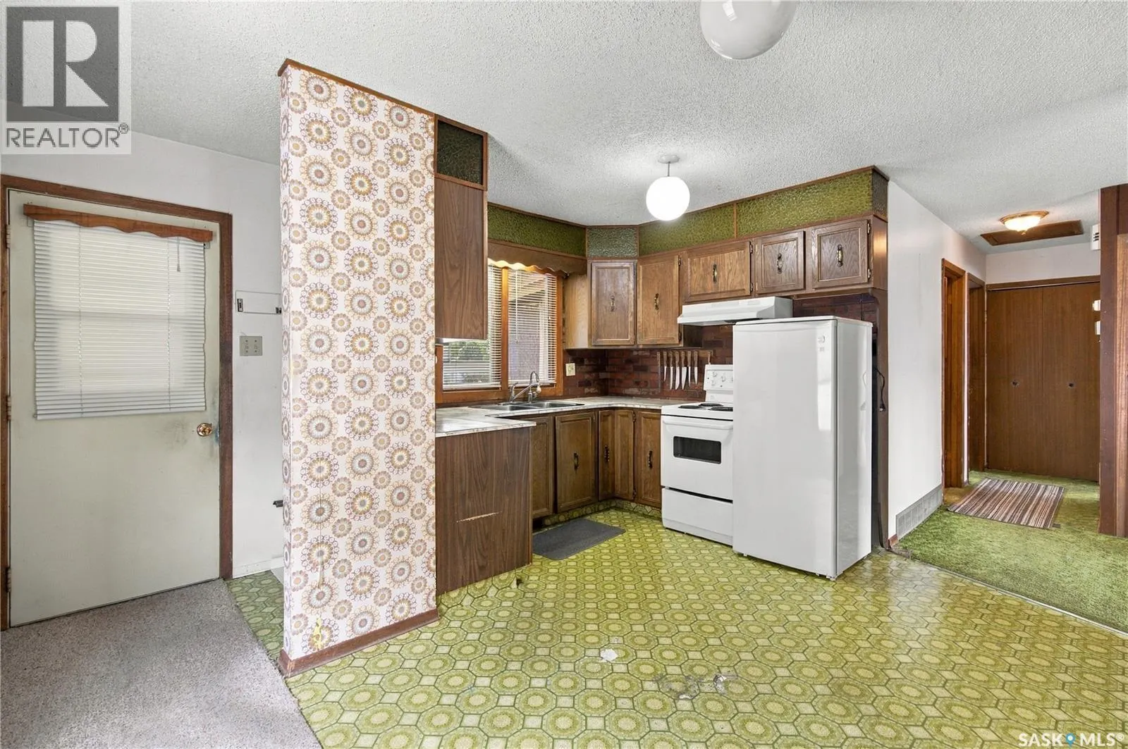 145 4th STREET