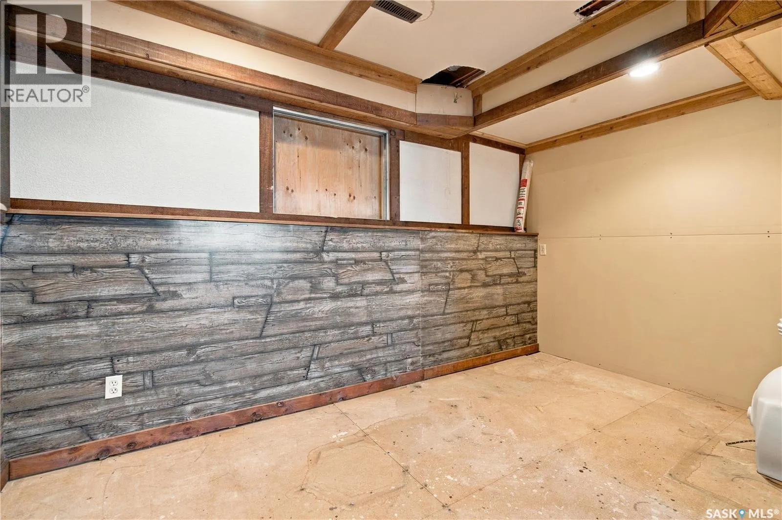 145 4th STREET