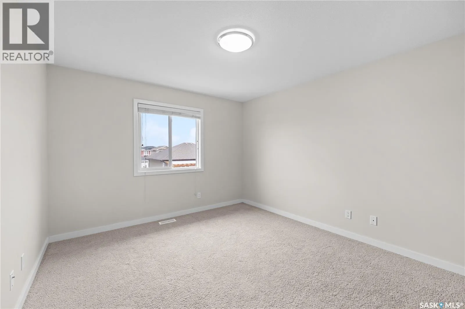 435 Pichler CRESCENT