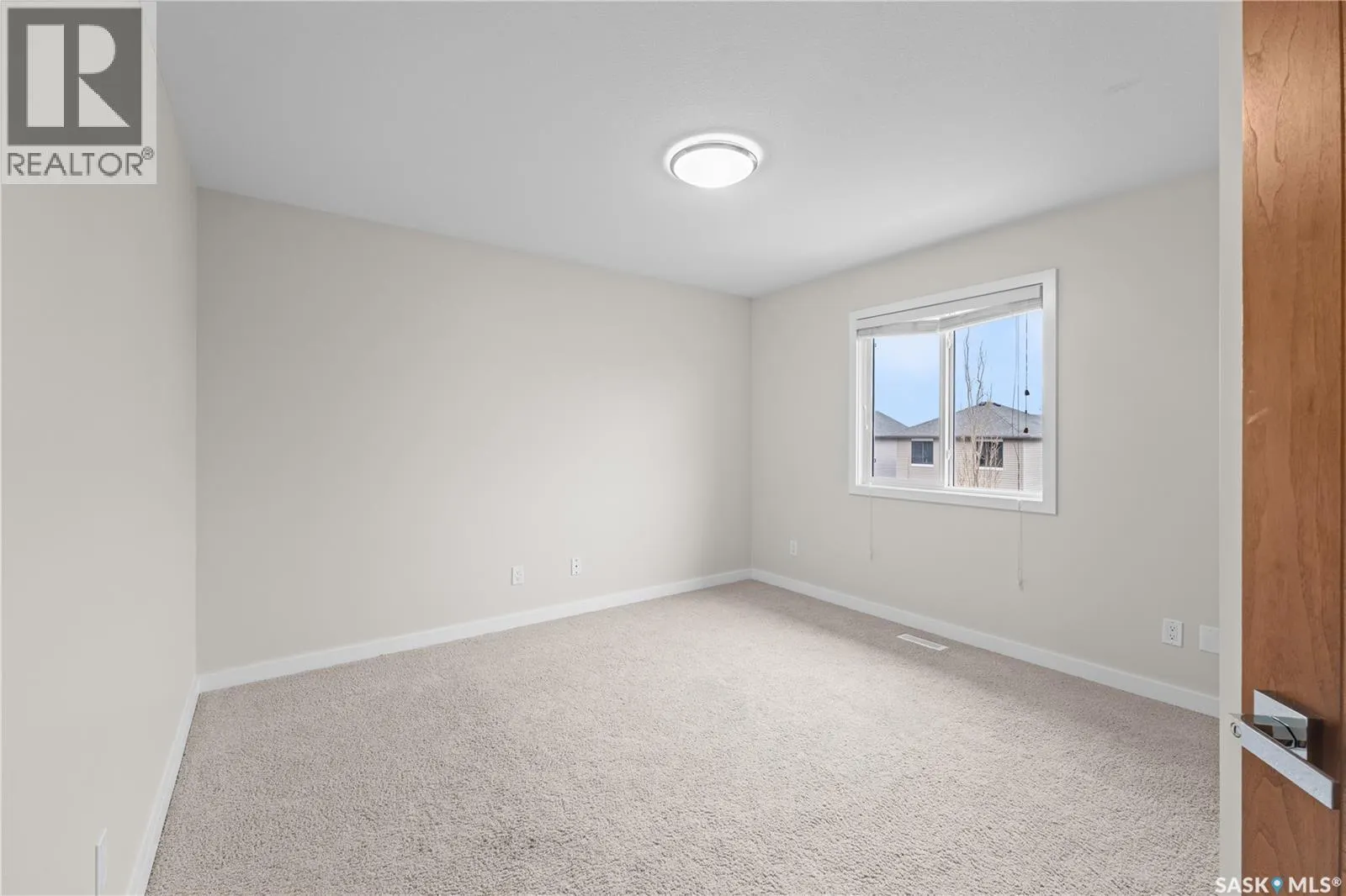 435 Pichler CRESCENT
