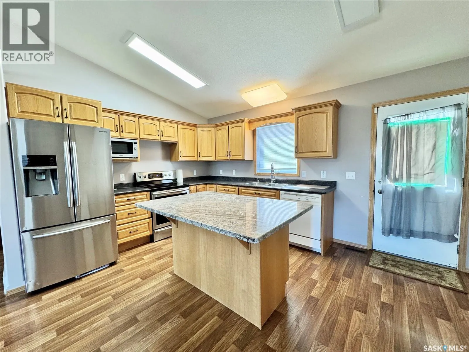 435 Southwood DRIVE