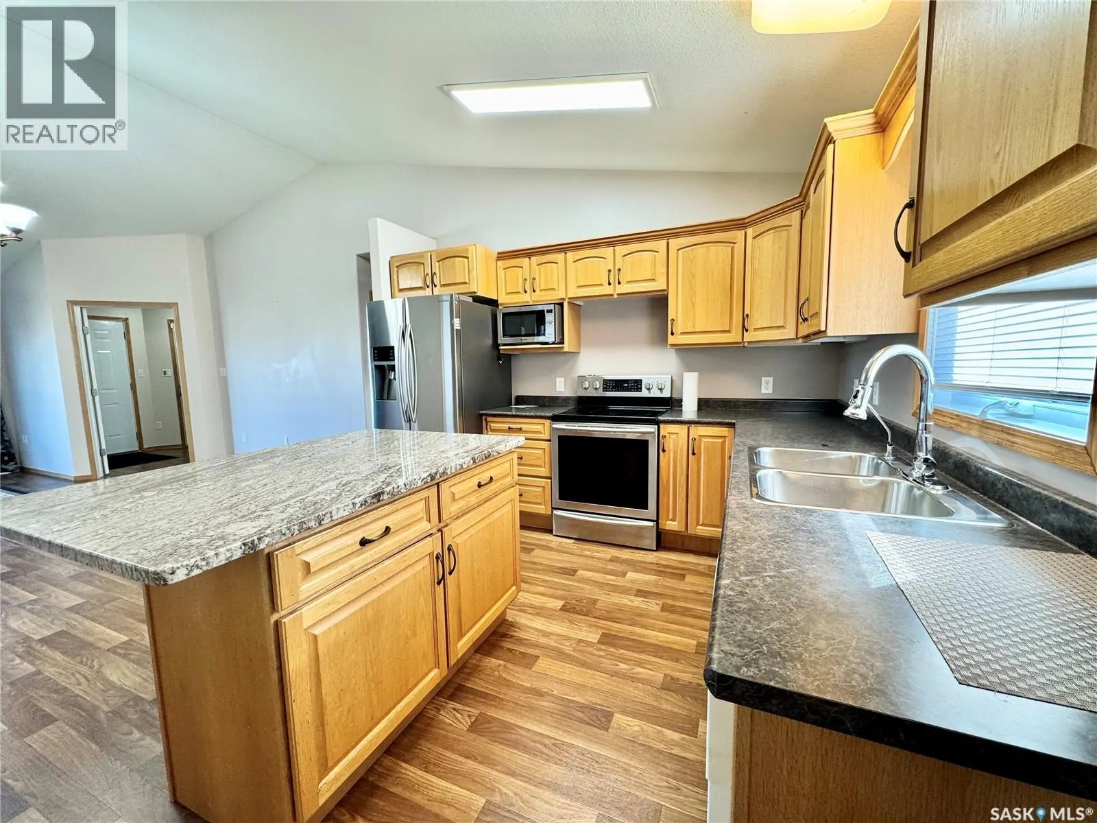 435 Southwood DRIVE