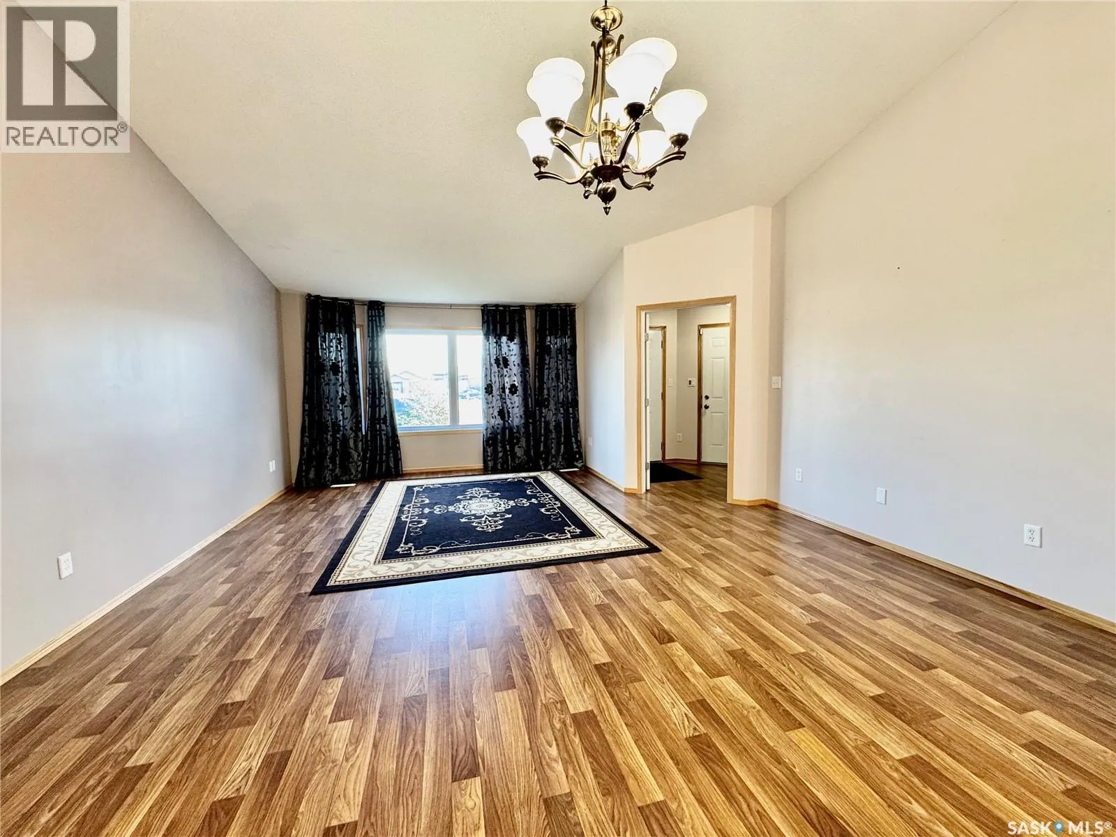 435 Southwood DRIVE