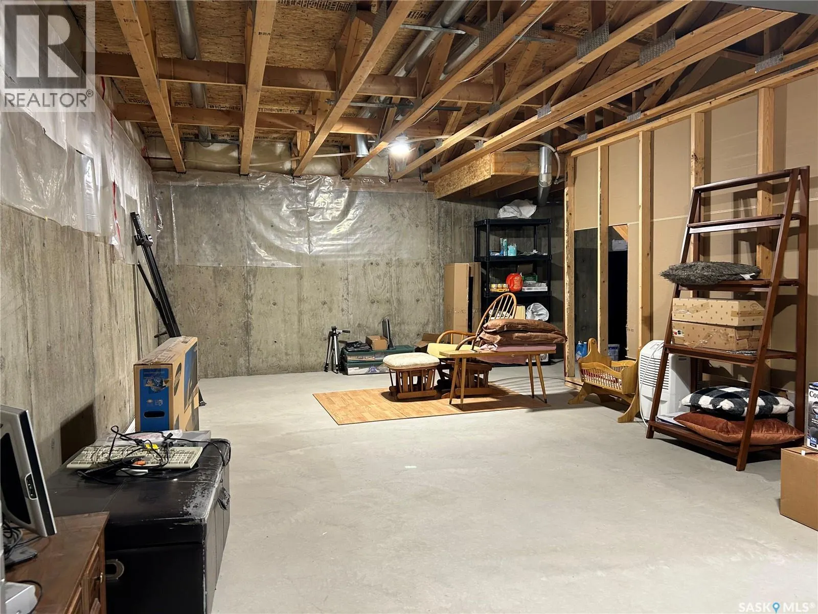 1618 2nd STREET